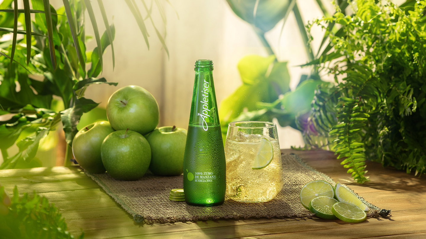 Bouteille Appletiser dans l'eau