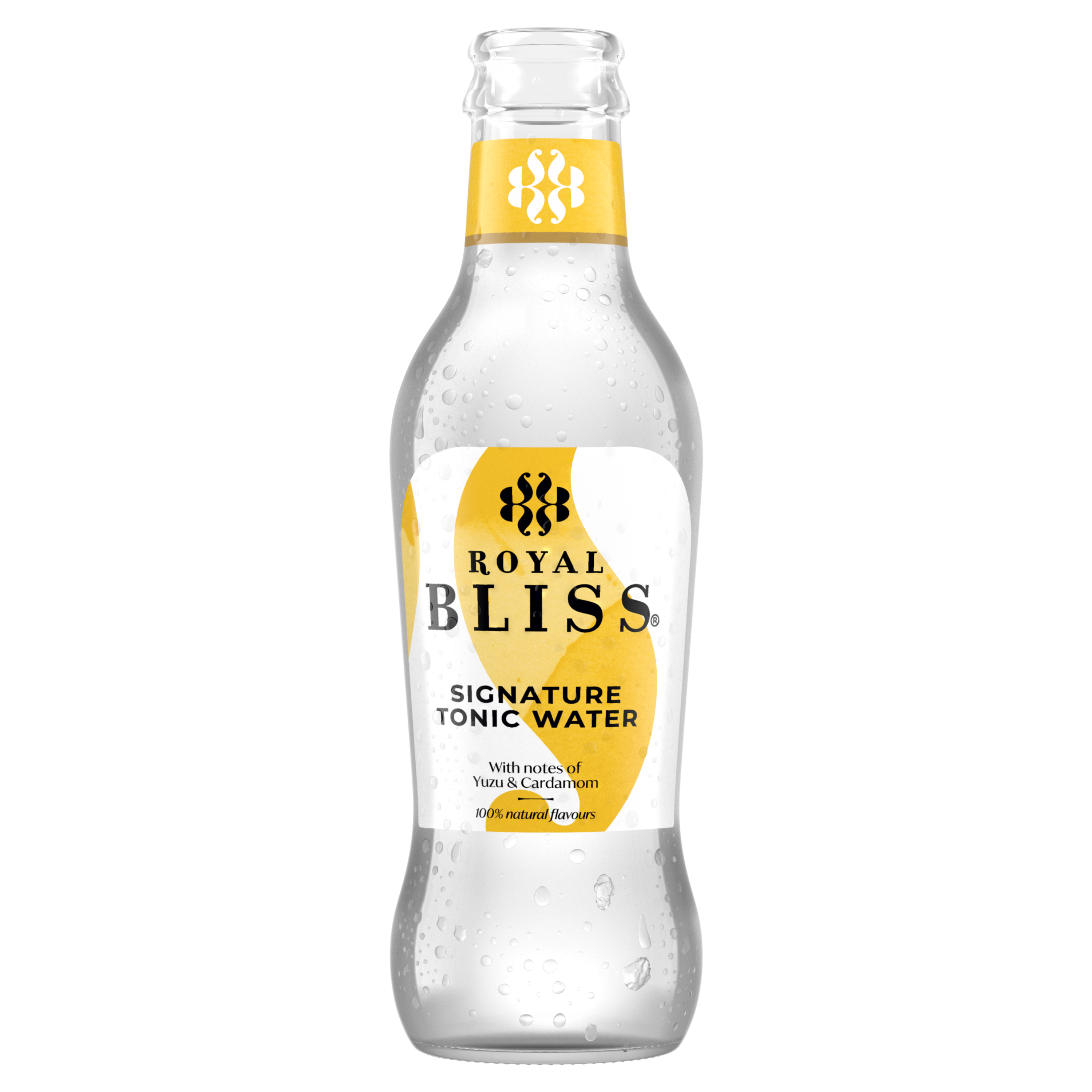 Fles “Royal Bliss – Tonic Water” met licht parelmoer-transparante drank. Tekst: “Tonic Water – With natural quinine – 100% natural flavours”.