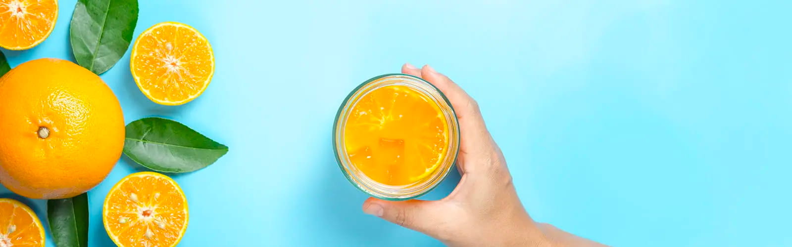 Orange juice with oranges