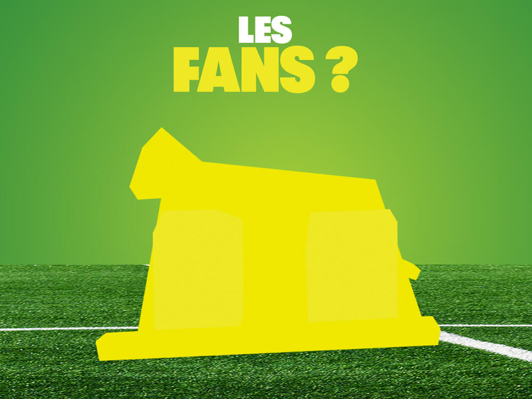 Tuile Fuzeballer semaine 3 avec large silhouette jaune de fans mystères sur terrain de soccer et titre « LES FANS ? » au‑dessus.