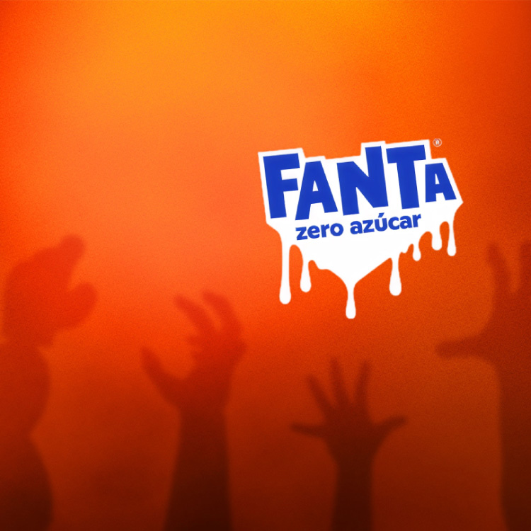 Logo de Coke Studio sobre un fondo negro con líneas rojas onduladas.