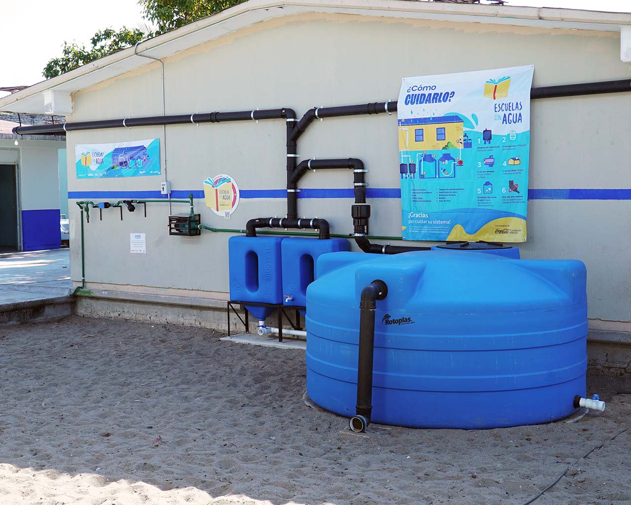 Imagen de un recipiente de agua.
