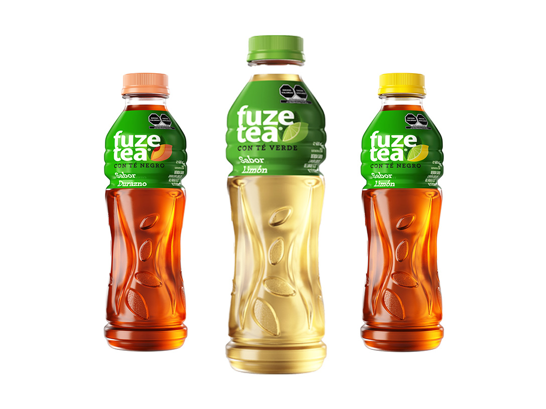 Botellas de Fuze-Tea Té Verde Sabor Limón, Fuze-Tea Té Negro Sabor Durazno, Fuze-Tea Té Negro Sabor Limón.