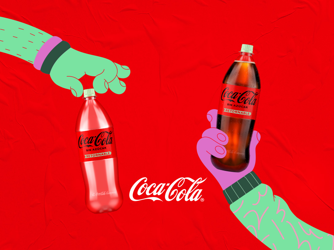 Dos manos ilustradas, sostienen botellas retornables de Coca-Cola sin Azúcar, sobre un fondo rojo con el logo de Coca-Cola en el centro.