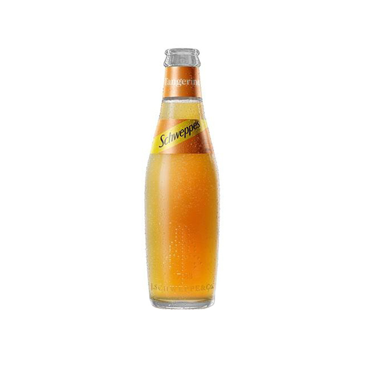 Schweppes Tangerine flašica sa belom pozadinom
