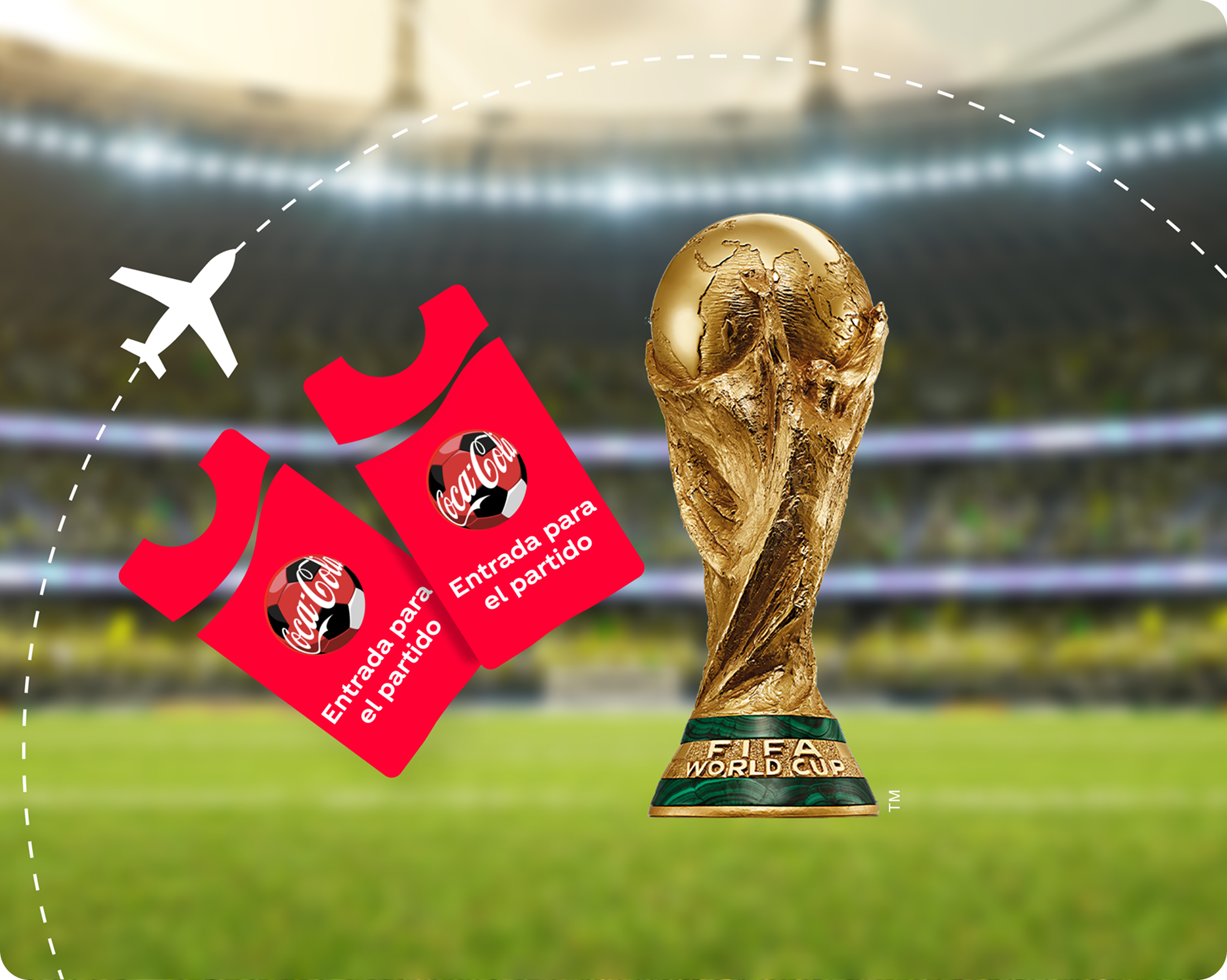 El trofeo de la Copa Mundial de la FIFA y dos entradas de Coca-Cola para el partido se muestran frente a un estadio de fútbol.